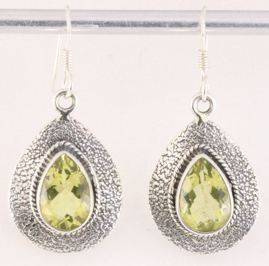 Bewerkte zilveren oorbellen met lemonkwarts afbeelding 1