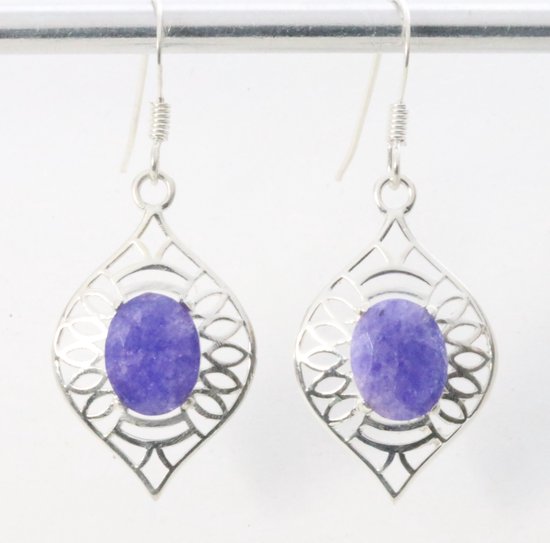 Opengewerkte zilveren oorbellen met blauwe saffier afbeelding 1