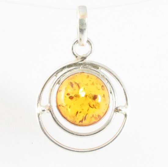 Ronde opengewerkte zilveren hanger met amber afbeelding 1