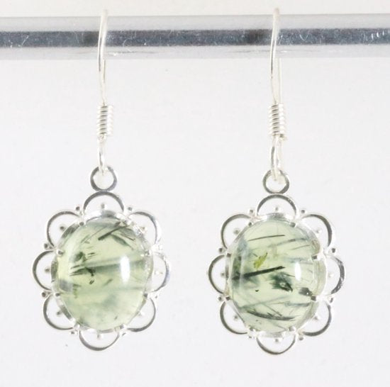 Fijne opengewerkte zilveren oorbellen met prehniet afbeelding 1