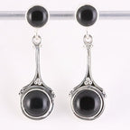 Bewerkte zilveren oorstekers met onyx afbeelding 1