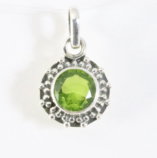 Fijne bewerkte ronde zilveren hanger met peridoot afbeelding 1