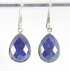 Druppelvormige zilveren oorbellen met gefacetteerde lapis lazuli afbeelding 1