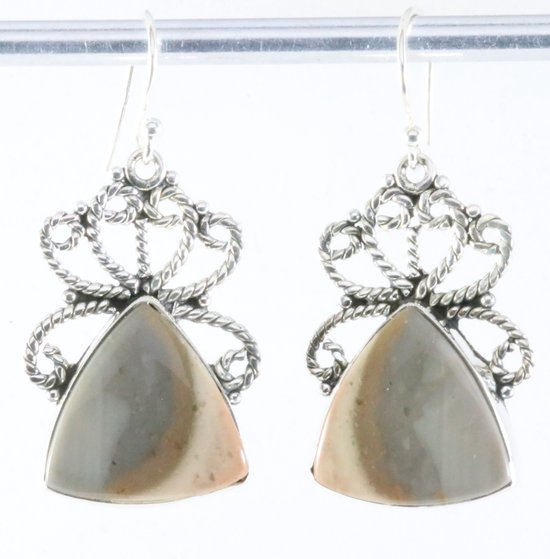 Opengewerkte zilveren oorbellen met bruine imperial jaspis afbeelding 1