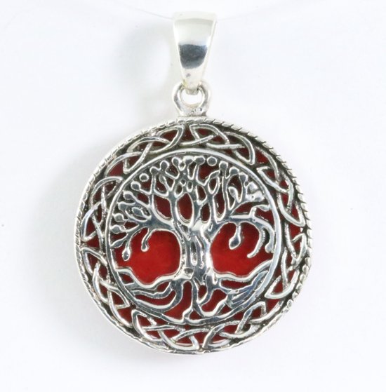 Ronde bewerkte zilveren hanger met levensboom op rode koraal steen afbeelding 1