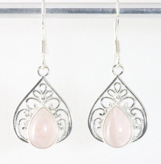 Opengewerkte zilveren oorbellen met rozenkwarts afbeelding 1