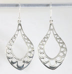 Lange opengewerkte zilveren oorbellen afbeelding 1