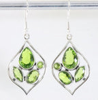 Opengewerkte zilveren oorbellen met peridoot afbeelding 1