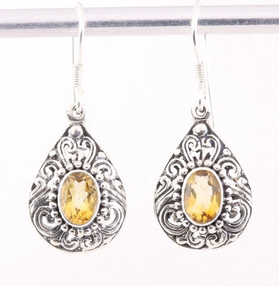 Opengewerkte zilveren oorbellen met citrien afbeelding 1
