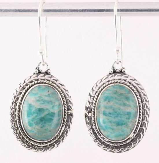 Bewerkte ovale zilveren oorbellen met amazoniet afbeelding 1