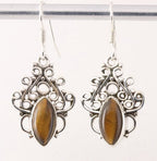 Opengewerkte zilveren oorbellen met tijgeroog afbeelding 1