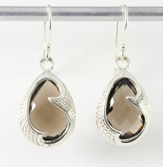 Bewerkte zilveren oorbellen met rookkwarts afbeelding 1