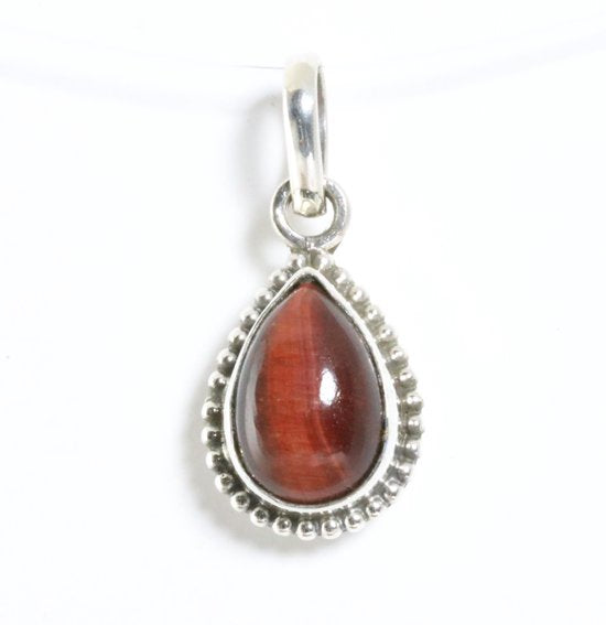 Fijne bewerkte druppelvormige zilveren hanger met rode tijgeroog afbeelding 1