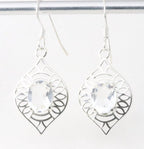 Opengewerkte zilveren oorbellen met bergkristal afbeelding 1