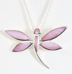 Grote zilveren libelle hanger met roze parelmoer aan ketting afbeelding 1