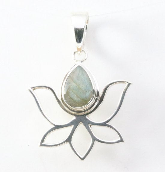 Opengewerkte zilveren lotus bloem hanger met labradoriet afbeelding 1