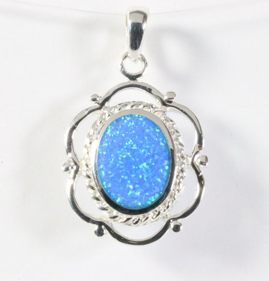 Opengewerkte zilveren hanger met Australische opaal afbeelding 1