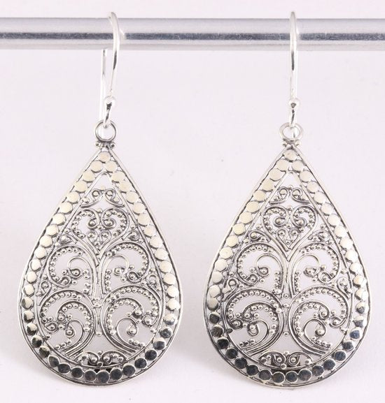 Traditionele zilveren filigrein oorbellen afbeelding 1