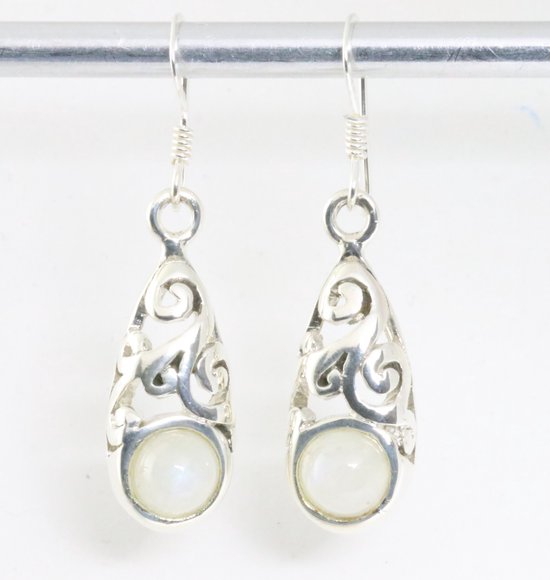 Fijne opengewerkte zilveren oorbellen met regenboog maansteen afbeelding 1