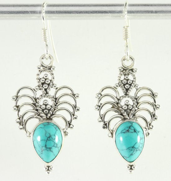 Opengewerkte zilveren oorbellen met turkoois afbeelding 1