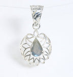 Fijne opengewerkte zilveren hanger met labradoriet afbeelding 1