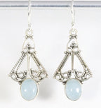 Opengewerkte zilveren oorbellen met aquamarijn afbeelding 1