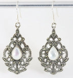 Zilveren oorbellen met parelmoer en marcasiet afbeelding 1