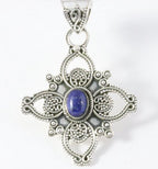 Traditionele bewerkte zilveren hanger met lapis lazuli afbeelding 5