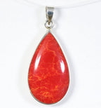Druppelvormige zilveren hanger met rode koraal steen afbeelding 1
