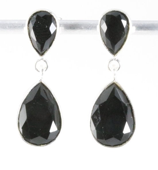 Zilveren oorstekers met onyx afbeelding 1