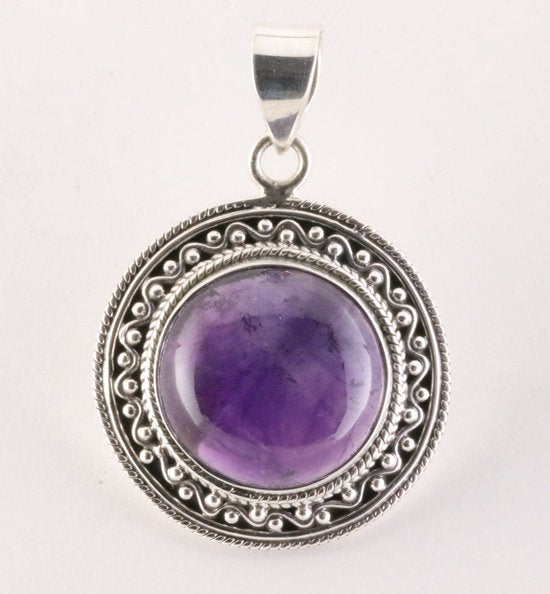 Ronde bewerkte zilveren hanger met amethist afbeelding 1