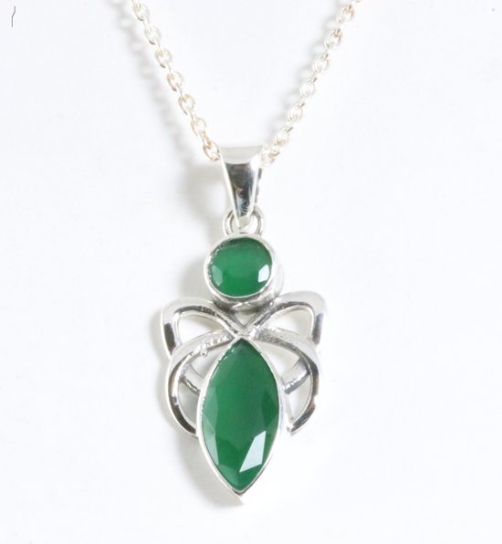 Fijne opengewerkte zilveren hanger met jade aan ketting afbeelding 1