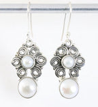 Bewerkte zilveren oorbellen met parel afbeelding 1