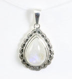 Bewerkte druppelvormige zilveren hanger met regenboog maansteen afbeelding 1