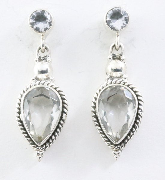Bewerkte zilveren oorstekers met bergkristal afbeelding 1