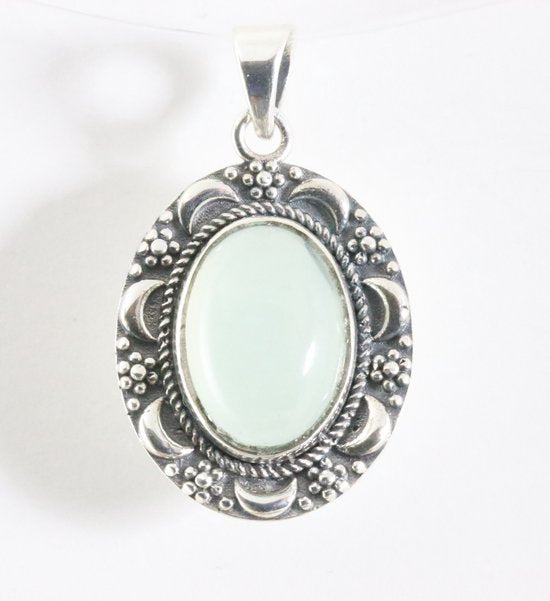 Bewerkte zilveren hanger met aqua chalcedoon afbeelding 1
