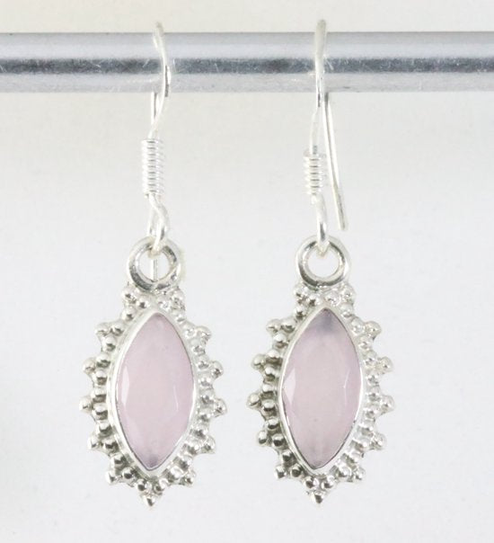 Fijne bewerkte zilveren oorbellen met rozenkwarts afbeelding 1