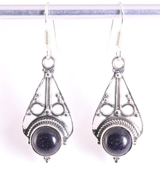 Opengewerkte zilveren oorbellen met blauwe zonnesteen afbeelding 1