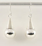 Fijn bewerkte zilveren oorbellen met bolletjes afbeelding 1