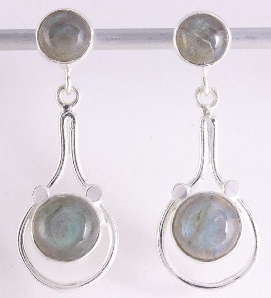 Lange opengewerkte zilveren oorstekers met labradoriet afbeelding 1