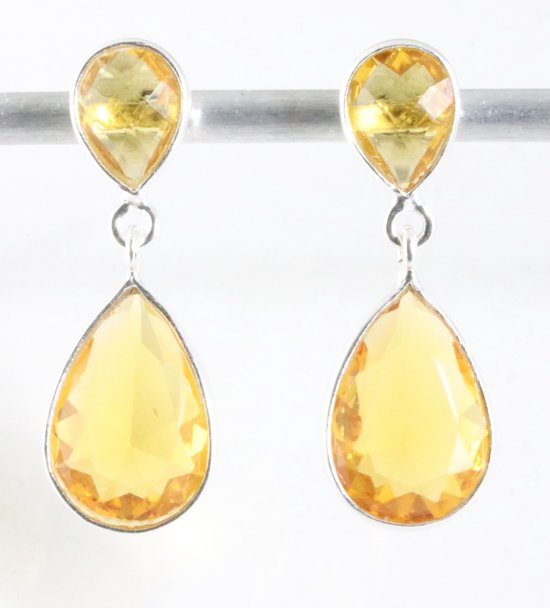 Zilveren oorstekers met citrien afbeelding 1
