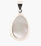 Zilveren medaillon met parelmoer afbeelding 1