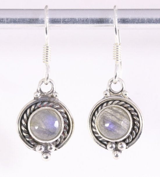 Fijne bewerkte zilveren oorbellen met labradoriet afbeelding 1