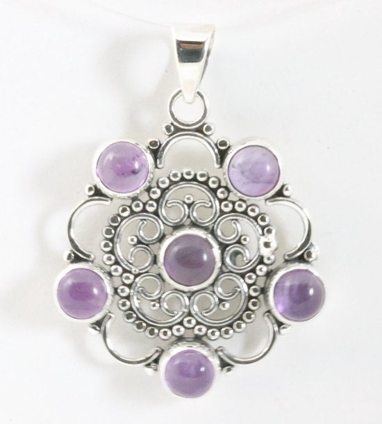 Opengewerkte zilveren hanger met amethist afbeelding 1