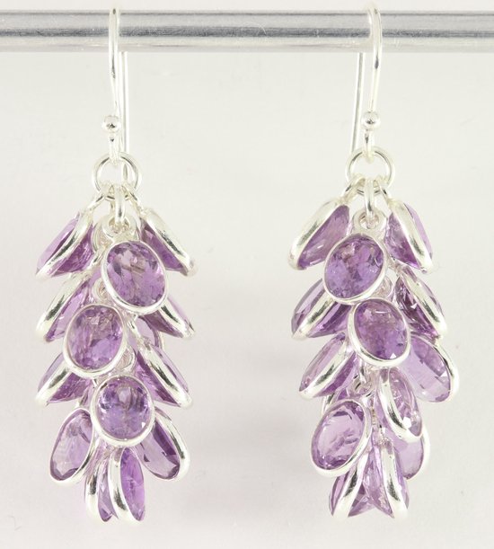 Trosvormige zilveren oorbellen met amethist afbeelding 1