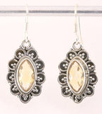 Bewerkte zilveren oorbellen met citrien afbeelding 1