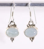 Fijne bewerkte zilveren oorbellen met aquamarijn afbeelding 1