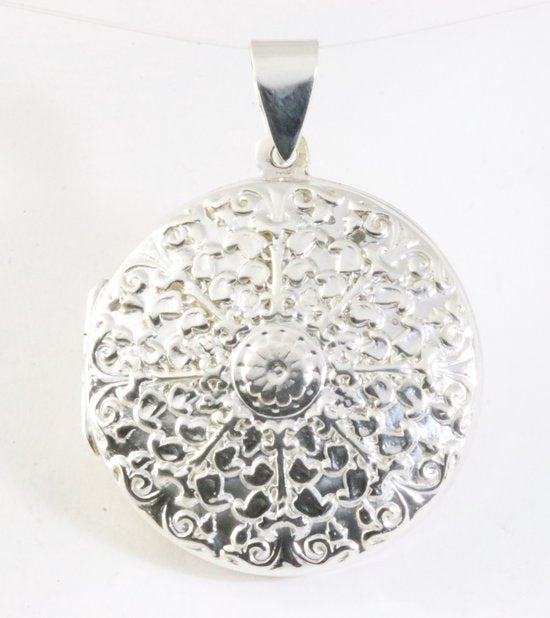 Rond gehamerd zilveren medaillon afbeelding 1