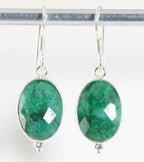 Fijne zilveren oorbellen met smaragd afbeelding 1