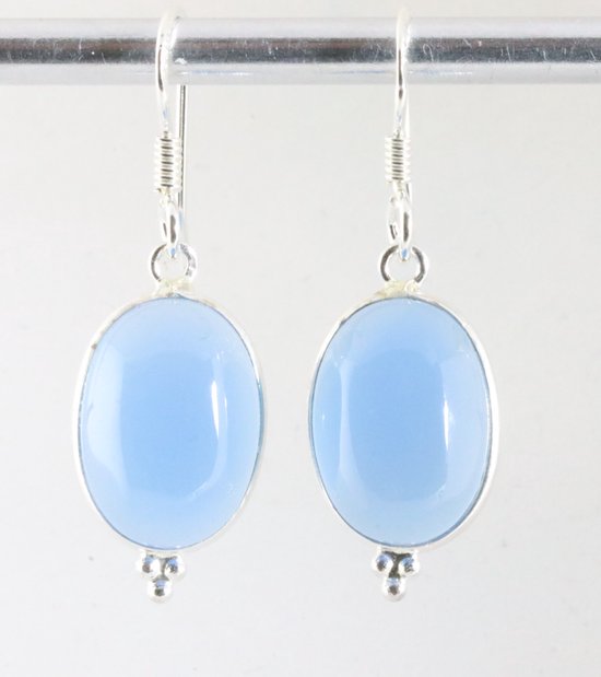 Fijne zilveren oorbellen met blauwe chalcedoon afbeelding 1